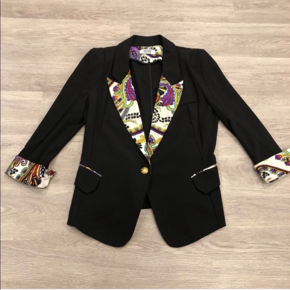 Moschino Blazer 💕 - Picture 1 of 5